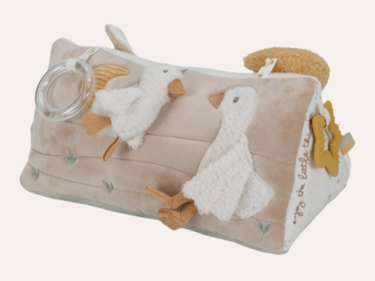 Trojhranný vankúšik s aktivitami Newborn Naturals